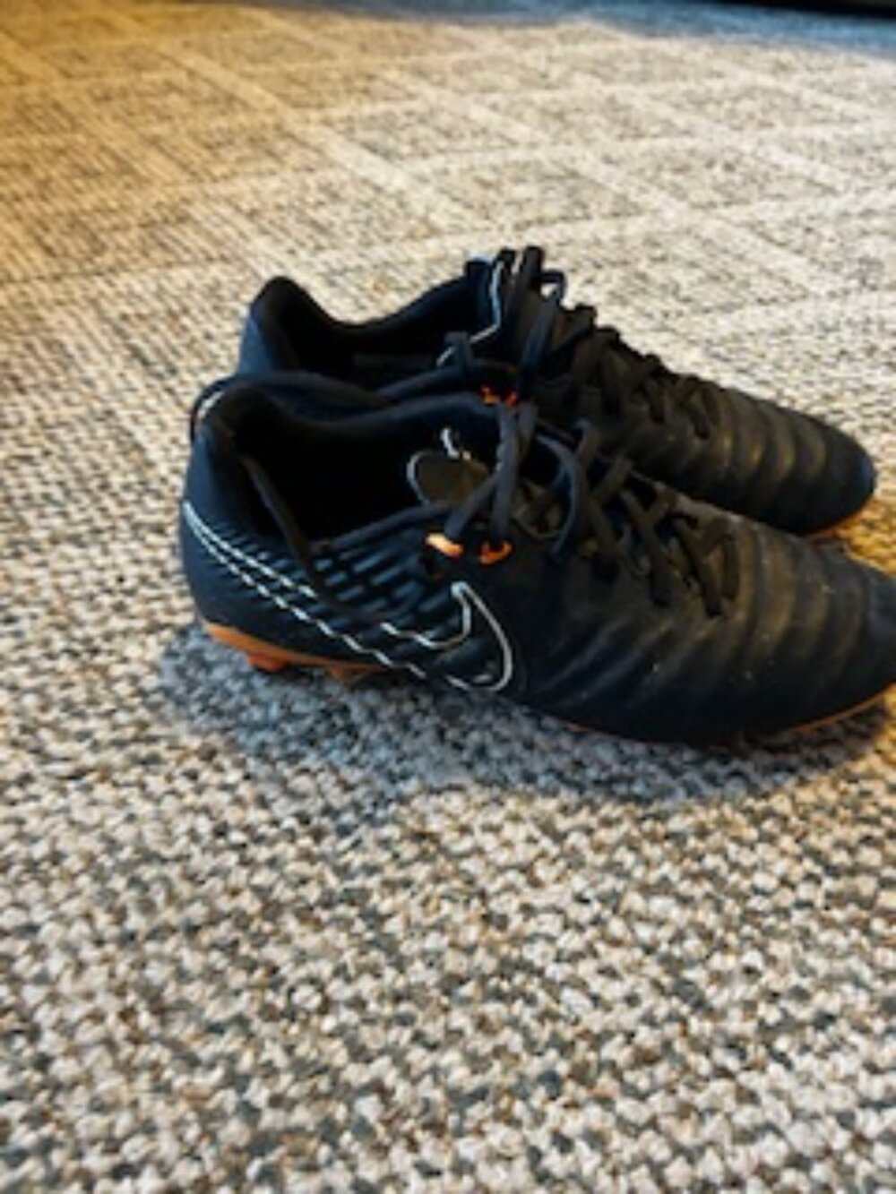 Nike Tempo Soccer Cleats - Picture 6 of 7